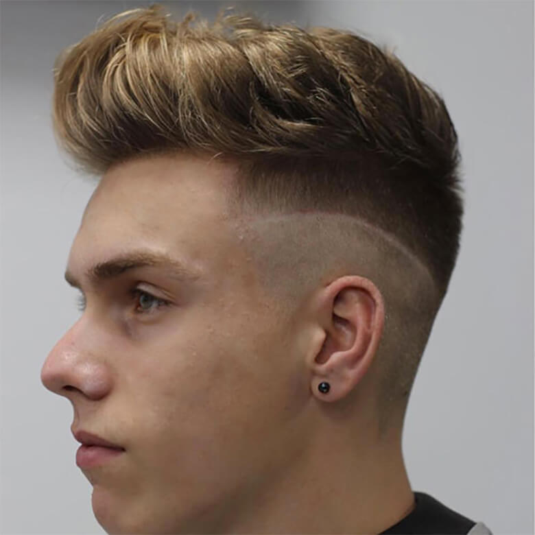 Kiểu tóc Thick Hair on Top with Mid Skin Fade and Part