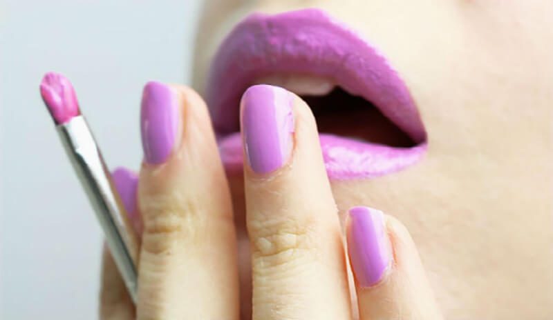 Làm thế nào để thực hiện phương pháp “nail contouring”