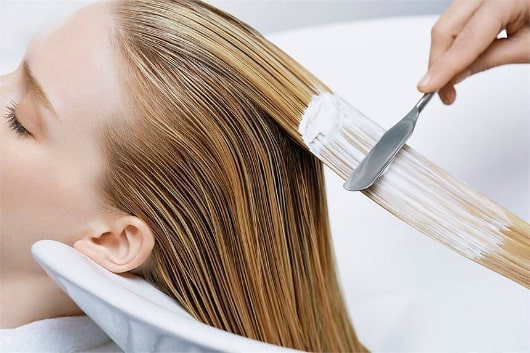 Ủ tóc là cách giúp cho tóc "ăn" để tóc chắc khỏe từ gốc