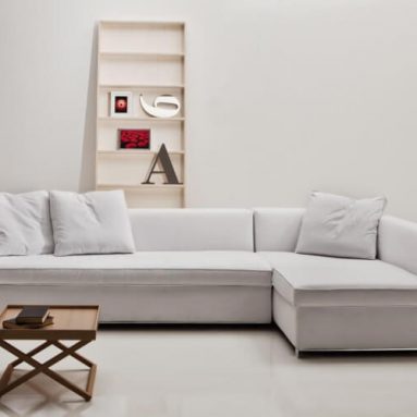 Top 5 mẫu bàn ghế sofa dành riêng cho phòng khách vừa và nhỏ