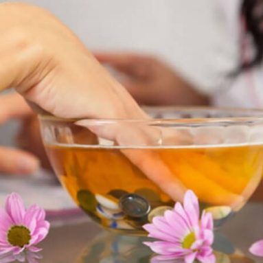 Những biện pháp chăm sóc móng hiệu quả ngay tại nhà bạn cần biết